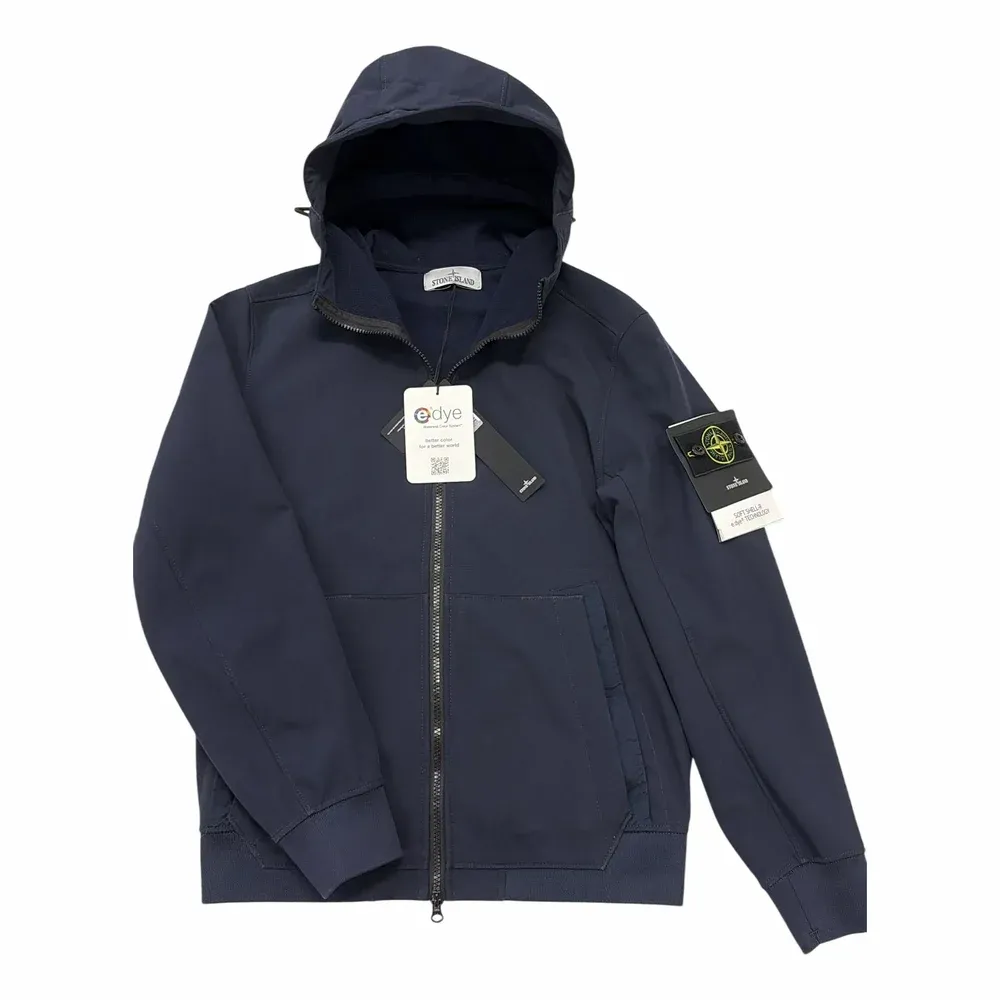 Stone Island Soft Shell-R e.dye Technology Jacket (7715Q0122)