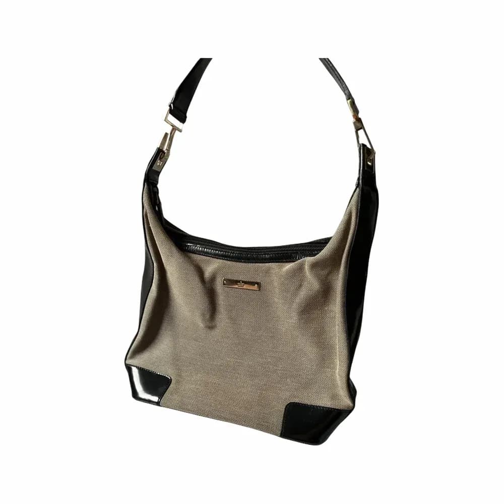GUCCI 001 4204 Vintage Canvas Shoulder Bag