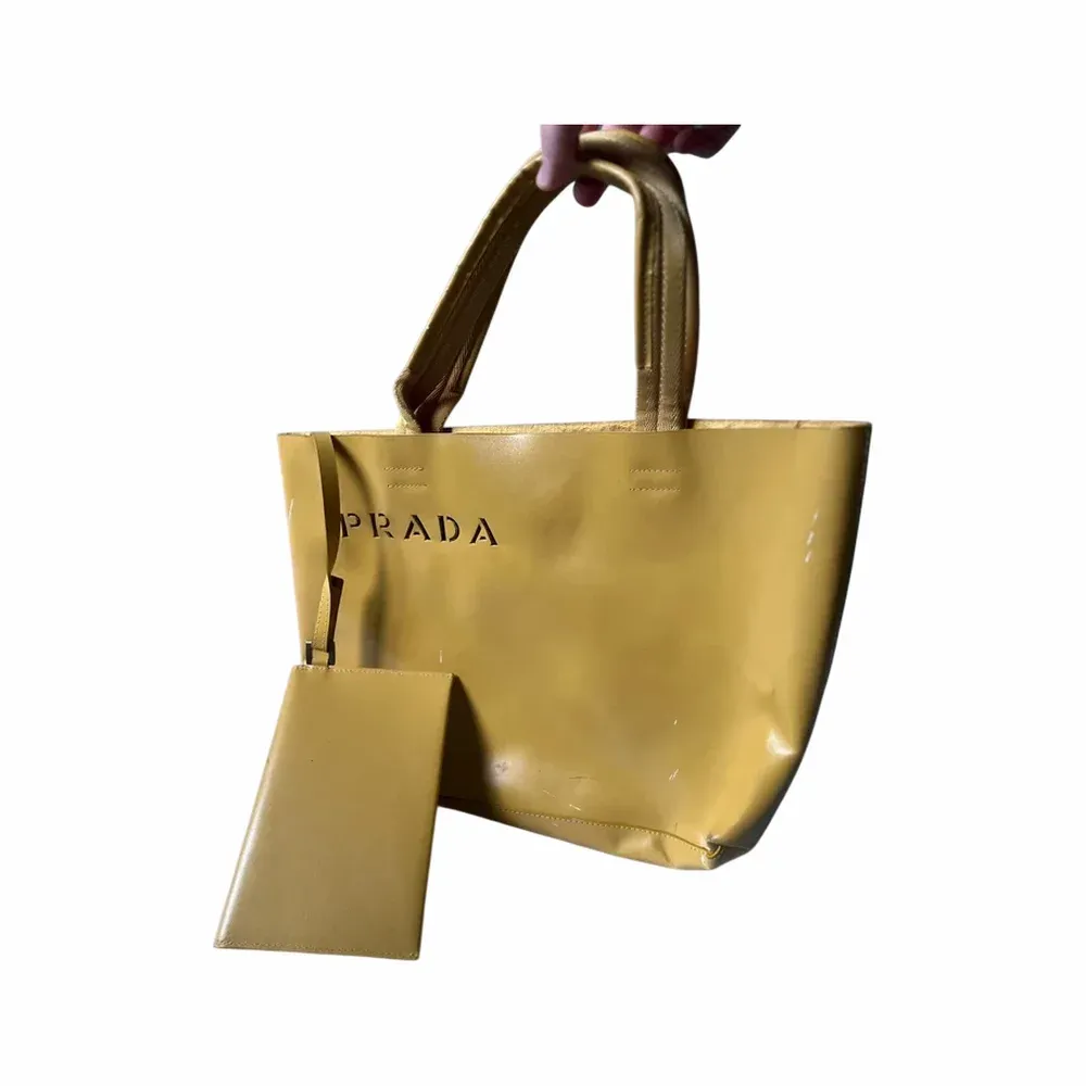 PRADA Vitello Leather Tote Bag B10898
