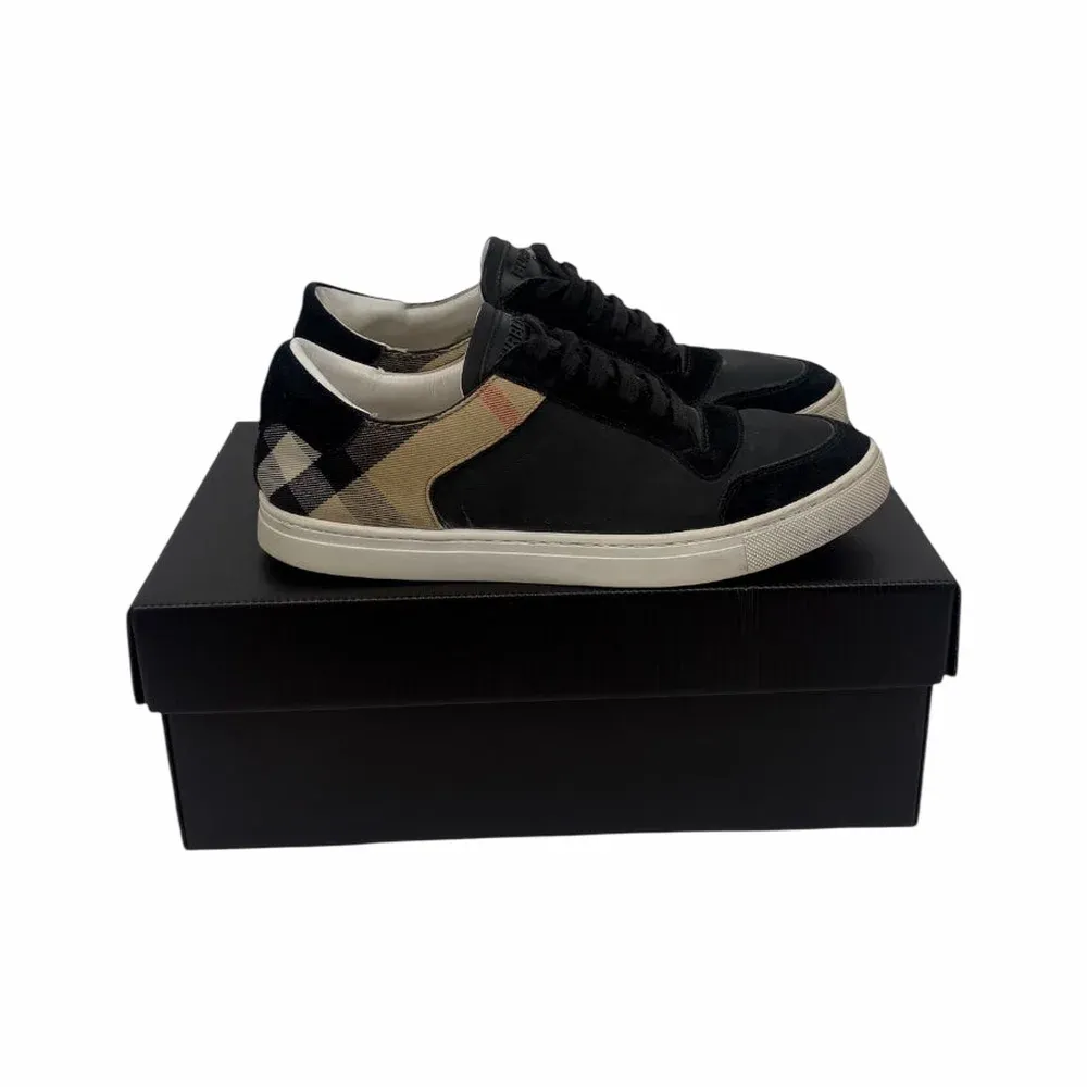 Burberry Reeth Leather and House Check Sneakers