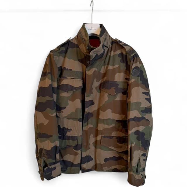 MONCLER Saturne