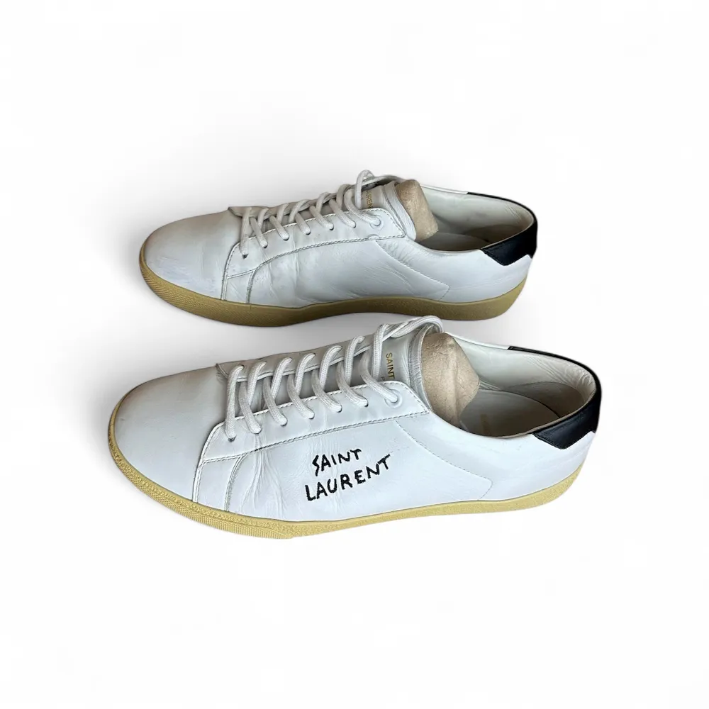 SAINT LAURENT Court Classic SL/06