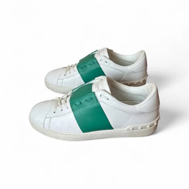 VALENTINO Open