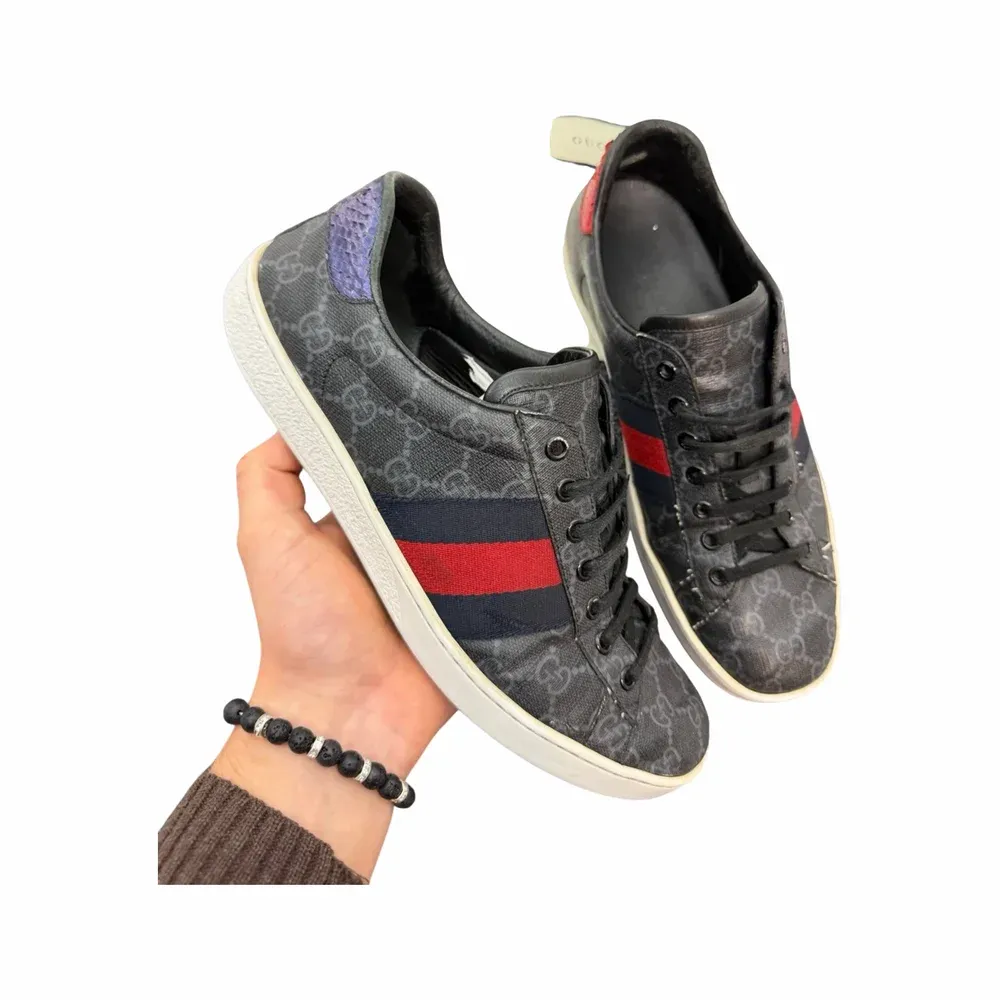 Gucci Ace GG Supreme Sneakers