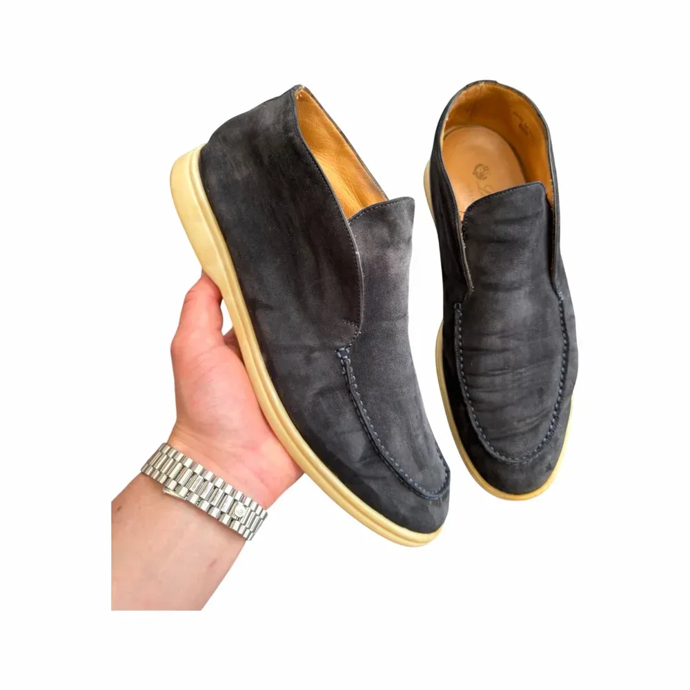 Loro Piana Open Walk