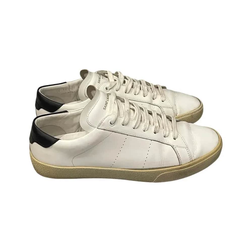 Saint Laurent Court Classic SL/06