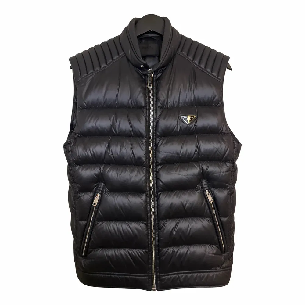 Prada Triangle Logo Padded Vest (SGB628)