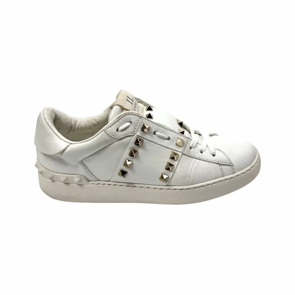 Valentino Rockstud Untitled Sneaker